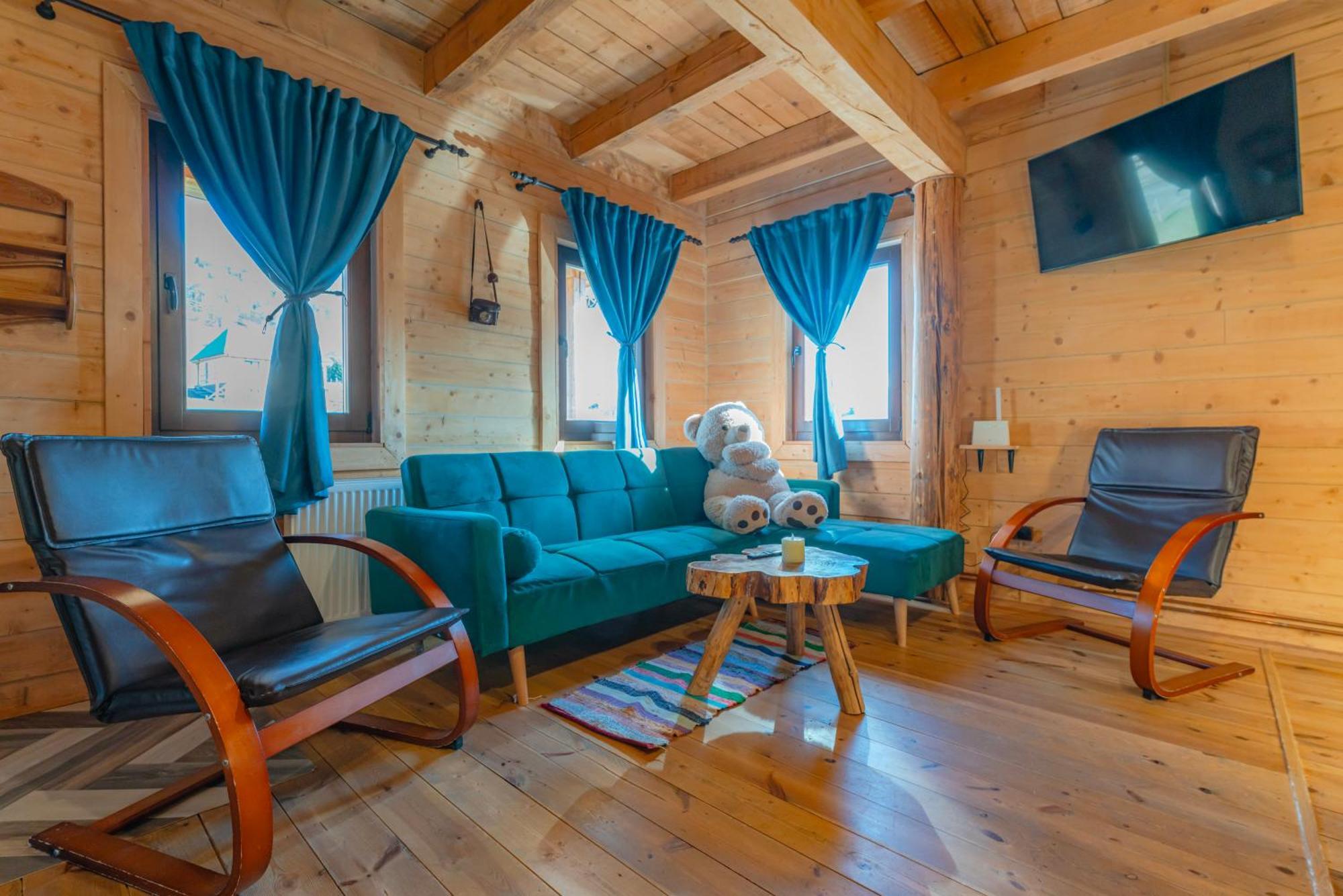 Casa Wezly Villa เมากูรา ภายนอก รูปภาพ